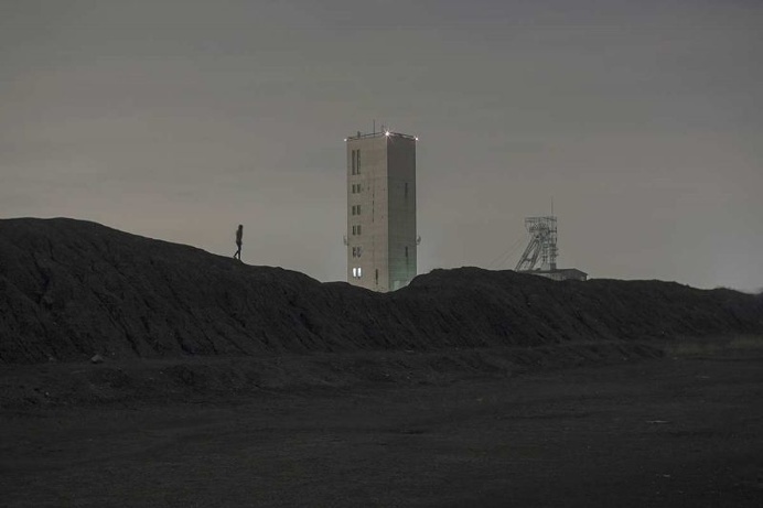 On His Own: Minimalist Photo Series by Paweł Franik