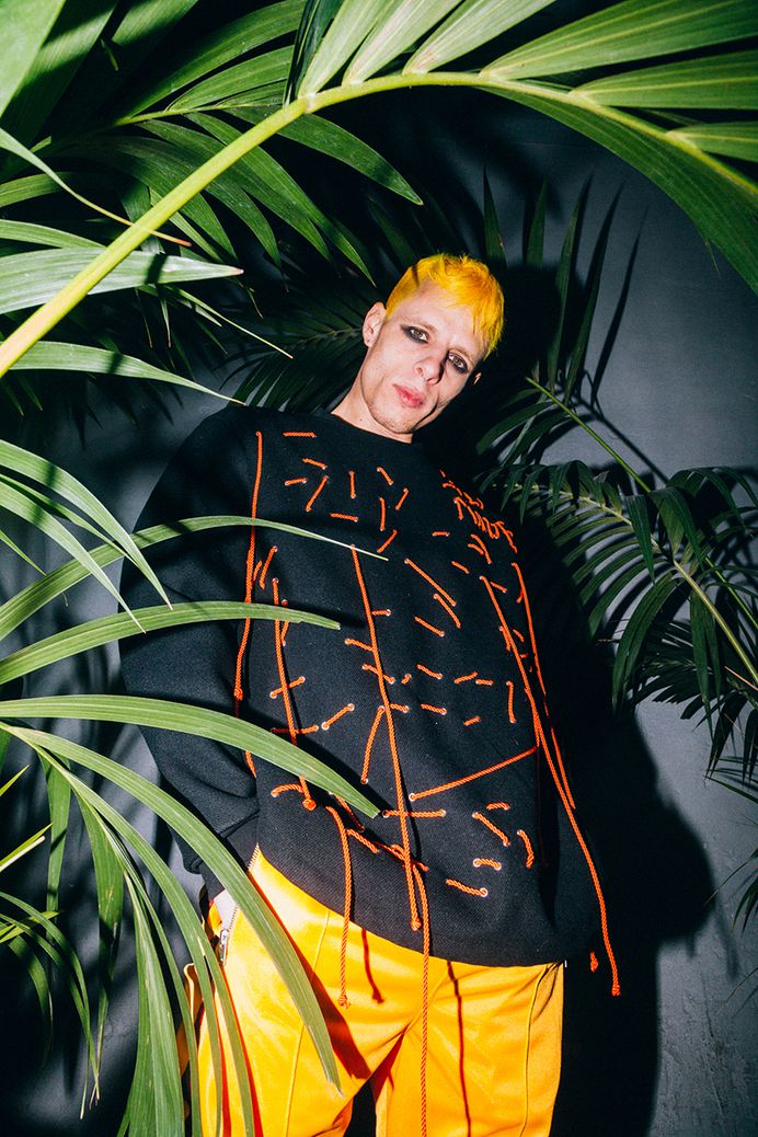ACHILLE LAURO & BOSS DOMS - Fucking Young!