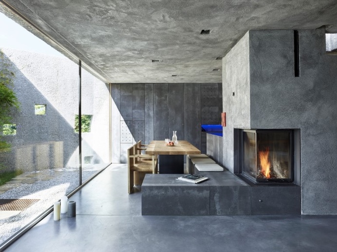 This House is Like an Archaic Stone Block in Middle of the Forest