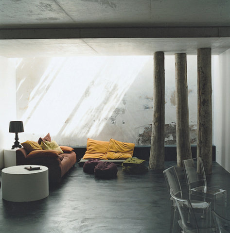 nonclickableitem #room