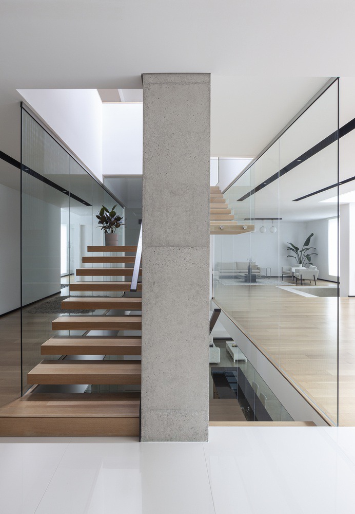 Twosome House / Atelier RZLBD