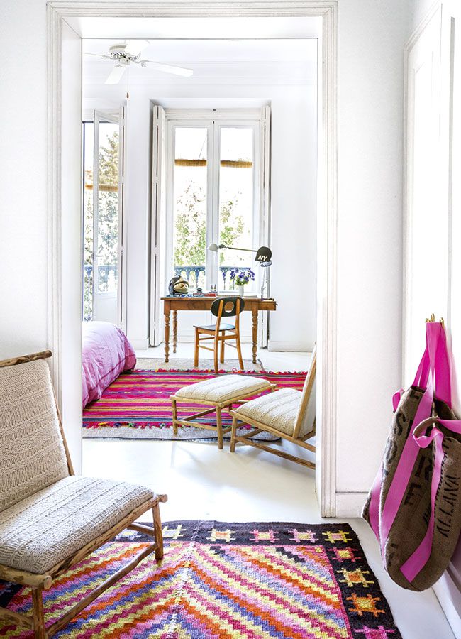 An Apartment at the Most Beautiful Area of ​​Madrid