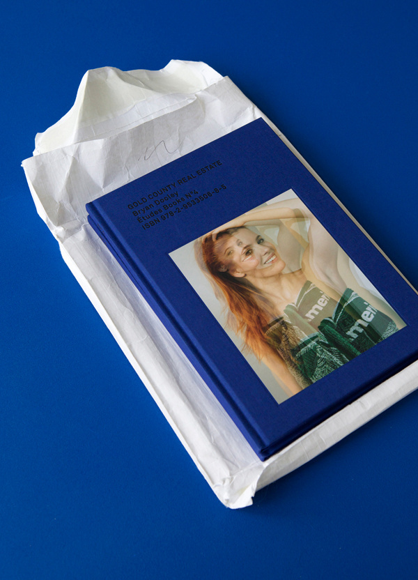 etudes studio:REAL ESTATE GOLD COUNTYBryan DooleyÉtudes Books N°4ISBN 978 2 9533506 8 5To purchase online #design #graphic