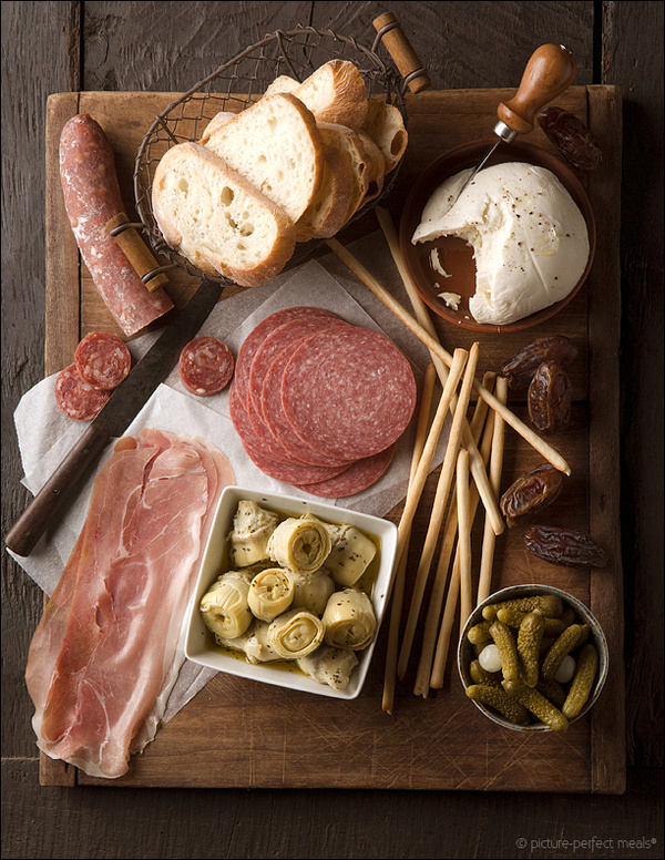 wasbella102:Some antipasti….jeanfivintage: #photography #food #party
