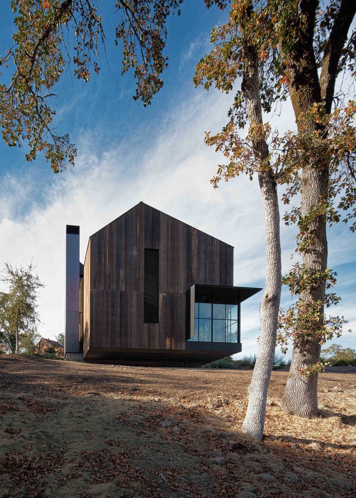 Big Barn - A Retreat from Urban Lifestyle