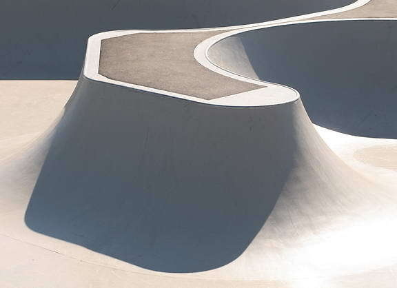 Image Spark Image tagged "organisch", "vorm" jamespjordan #skateparks #concrete #landscapes