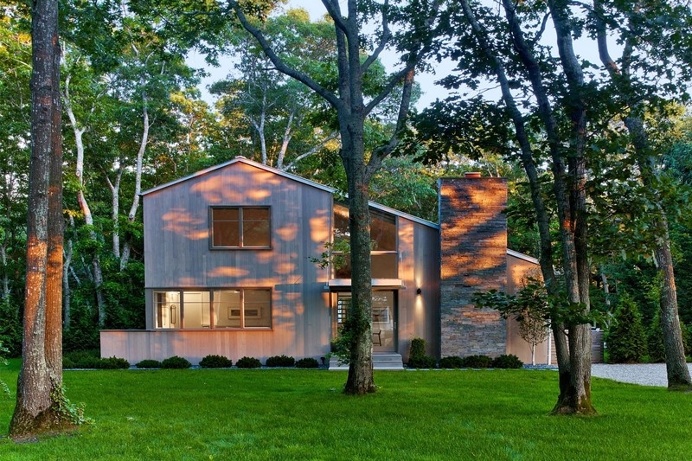 Levine House – Summer and Weekend Retreat in Water Mill / CCS Architecture
