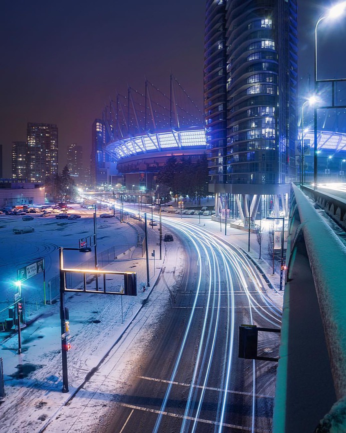 Moody and Cinematic Urban Landscapes in Vancouver by Erik Andersen