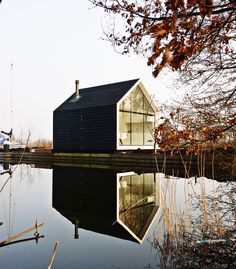 perfection. i want to see the inside. but i already know i'll love it. via "remainsimple"