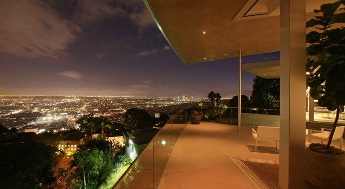 Blue Jay Way Designed by McClean Design Company - www.homeworlddesign. com (2) #breathtaking #way #jay #architecture #blue #view