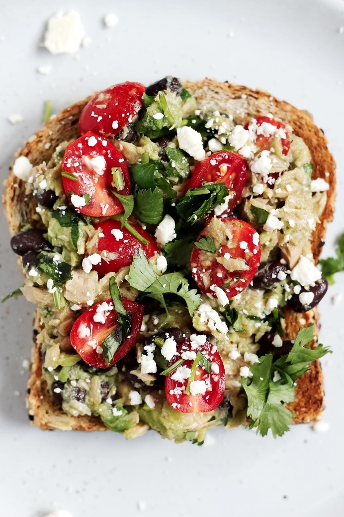 Healthy high-protein avocado tuna salad sandwiches with fiber-rich black beans