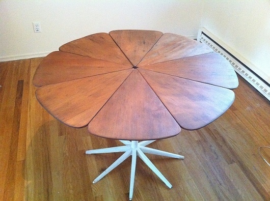 Vintage Richard Schultz petal dining table for Knoll | Flickr - Photo Sharing! #furniture #table