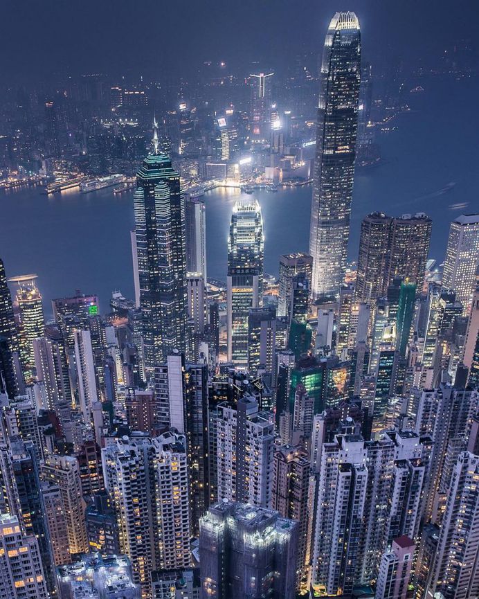 Spectacular Cityscape Photography by Tristan Lavender