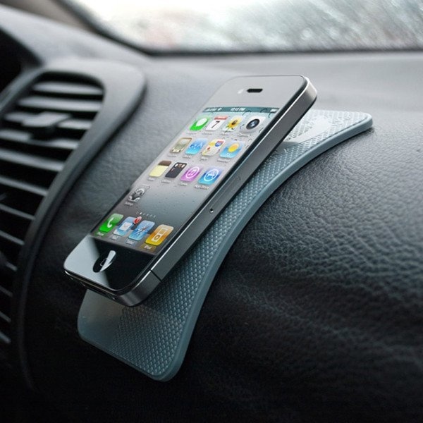 A piece of silicone that holds almost anything without leaving residue. #productdesign #industrialdesign #modern #lifestyle