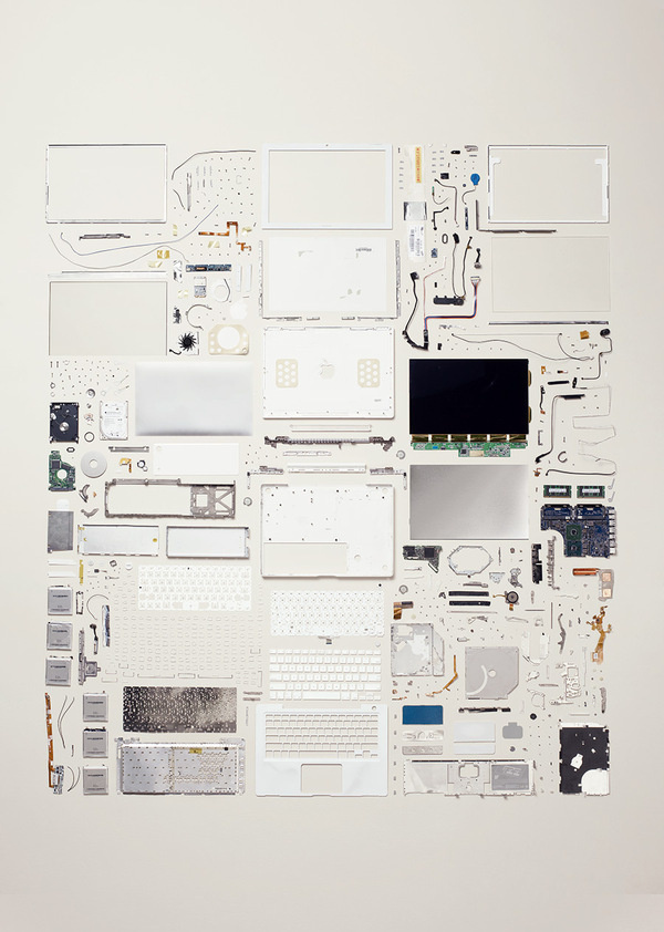 Things Come Apart, 50 Disassembled Objects in 21,959 Individual Parts by Todd McLellan #apple #neatly #photography #organized
