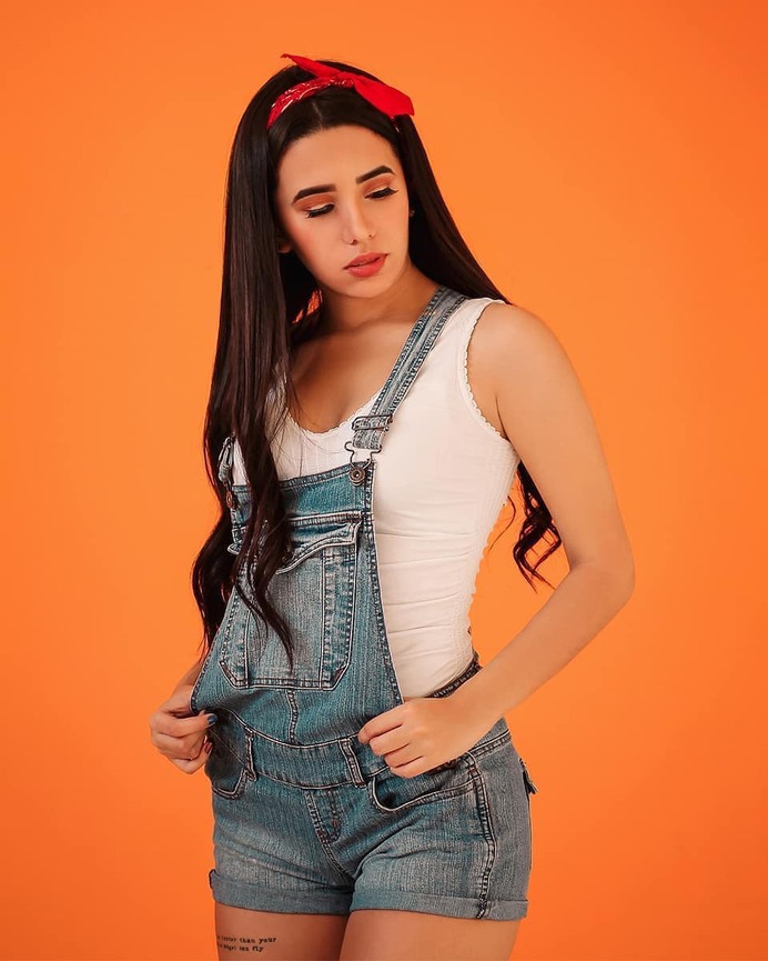 📸Photographer: Jose Fernandez @joseandresfin 🎀Model: Vivian Florez @vivianflorez_ 📌Follow: @portraitistnet 🔖Tag: #portraitistnet (at Venezuela) https://www.instagram.com/p/BzHifNjJePU/?igshid=1r1qrk99vnrgv