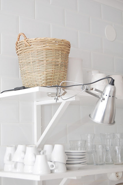 The Design Chaser: Interior Styling | Clamp Lamps #interior #design #decor #lamps #deco #decoration