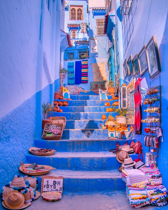 Creative and Colorful Street Photography by Miguel Ángel