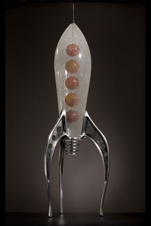 Minium Maximus by Rik Allen, Large scale blown glass #spaceships