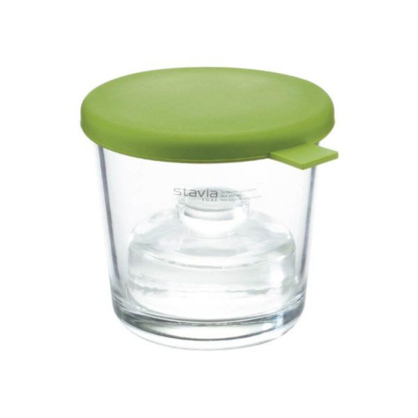 Quick Pickle Maker Quickly get your pickle fix with the Quick Pickle Maker! It allows you to quickly and conveniently make your own pickles. It also has a glass body with an airtight silicone lid to prevent spilling and expelling odor.