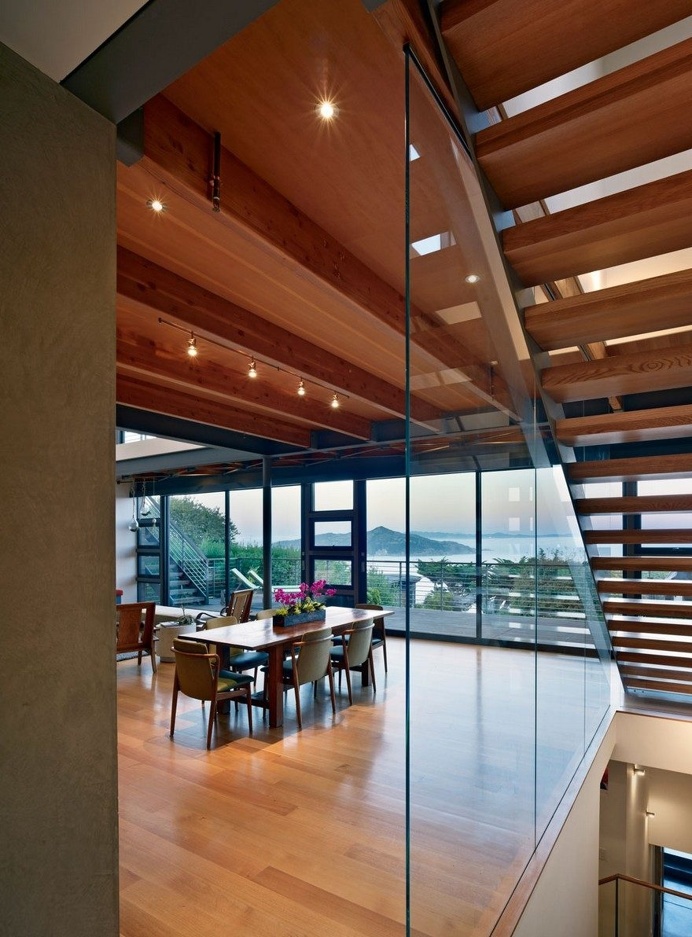 Modern Hillside Home 5