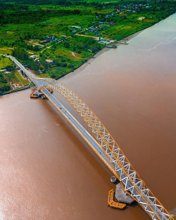 Indonesia From Above: Striking Drone Photography by Syamsudin Noor