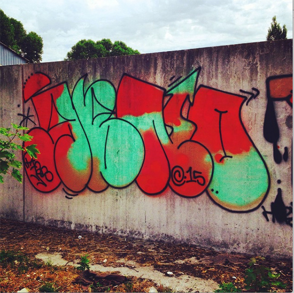 #graffiti #throwie #wall #psychedelic