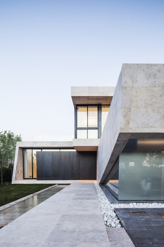 Marble House / OON Architecture