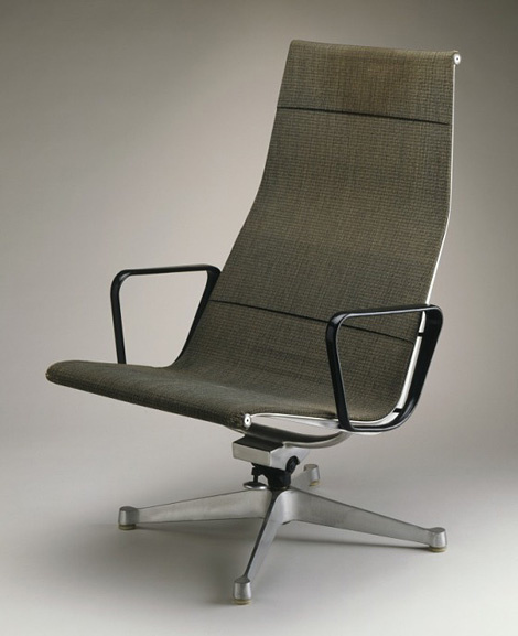 Aluminium #moderist #chair by Charles #Eames, c. 1958.