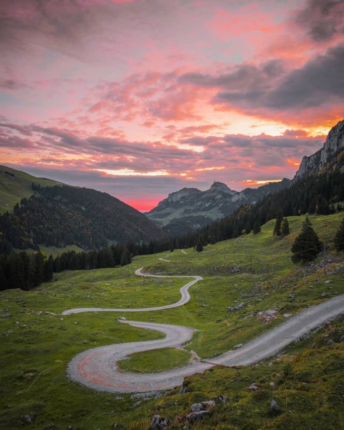 Fantastic Natural Landscapes in Switzerland by Sinhue Boksberger