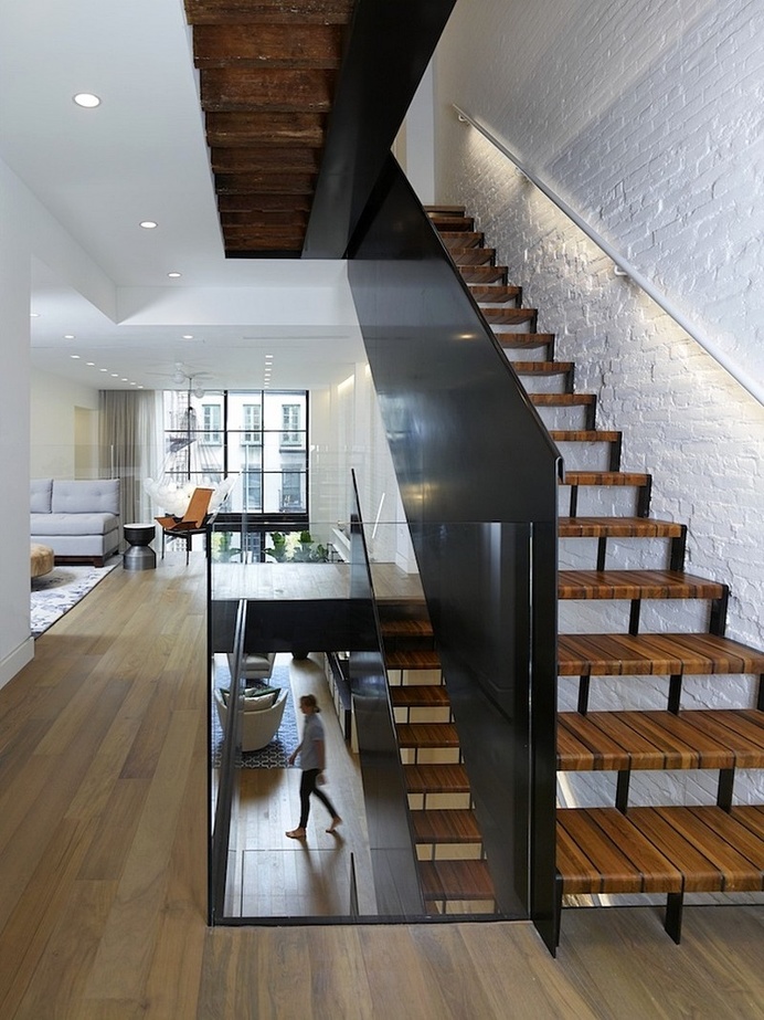 Downtown Townhome – Renovation of a Manhattan Residence by Studio DB