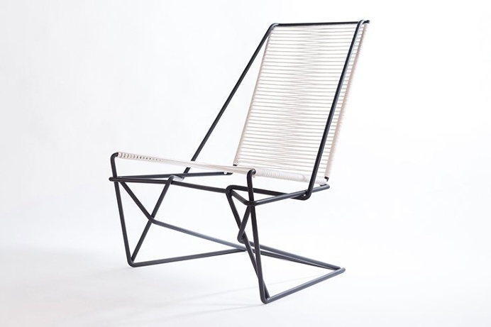 A simple, stylish cantiliever chair for the #minimalist who loves a great #furniture #design.