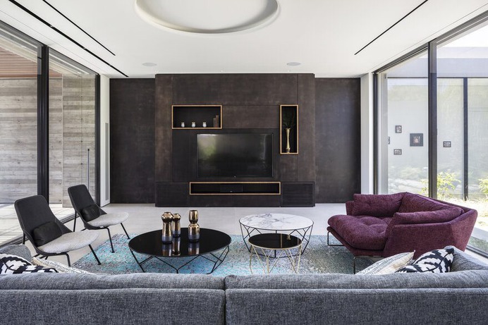 living room - Ecological House by Dan and Hila Israelevitz Architects