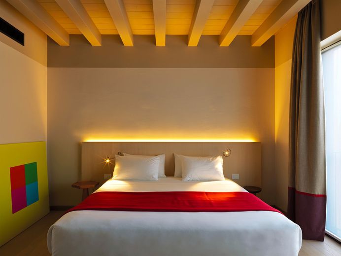 Aldo Cibic, Savona 18 Suites, Milan, 2018 - Domus
