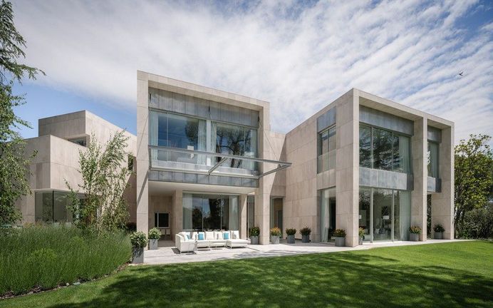 Moraleja Residence by Darro18 Arquitectos