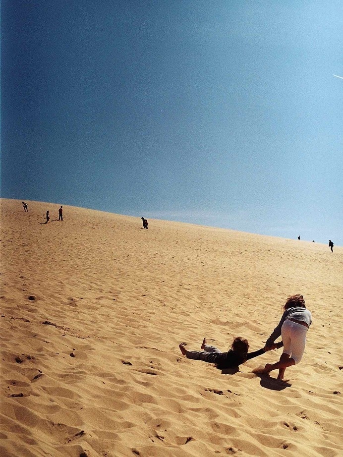 The Pull Down #kids #france #dune #sand