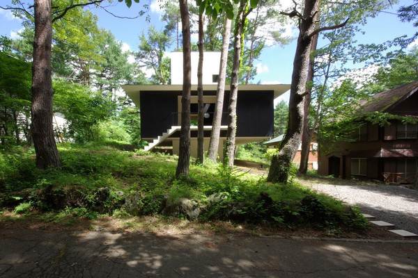 House in Fujizakura by Case Design Studio #minimal #minimalist #house #home