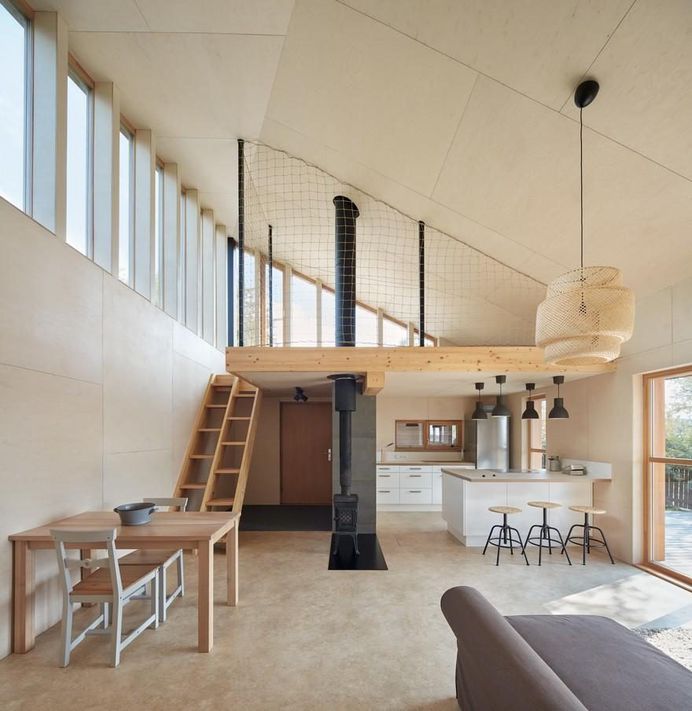 Chestnut House by ValArch Atelier 6