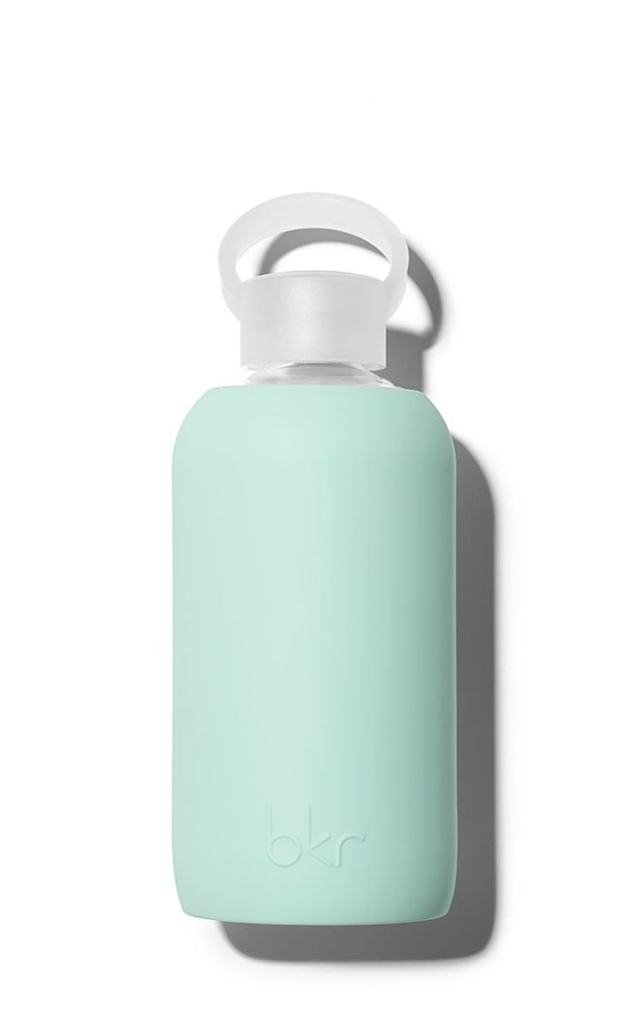 07c86545de3d19094813718f7dac5f29--glass-water-bottle-home-kitchens.jpg (736×1185)