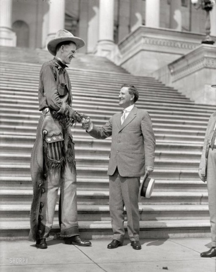 The Upper Hand: 1919 | Shorpy Historic Photo Archive #giant #cowboy