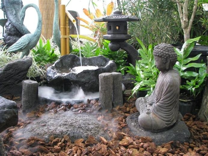 Japanese garden / www.homeworlddesign.com #garden #japanese #bonsai