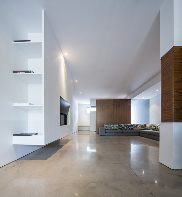 Mile-Ex by Atelier Moderno #modern #design #minimalism #minimal #leibal #minimalist