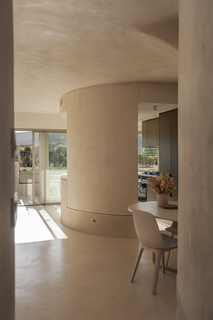 Roofhouse by Gitai Architects
