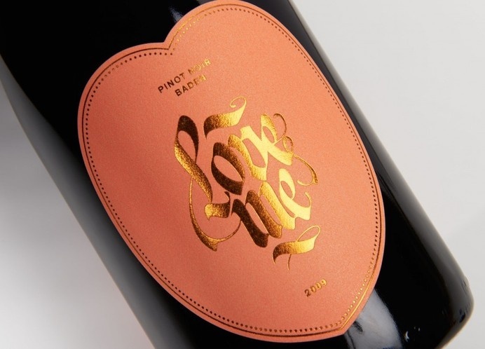 » Love Me Los Angeles #calligraphy #lettering #bottle #label #wine