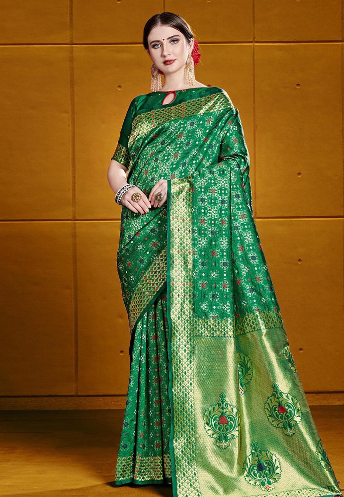 Trendy Banarasi Sarees for wedding