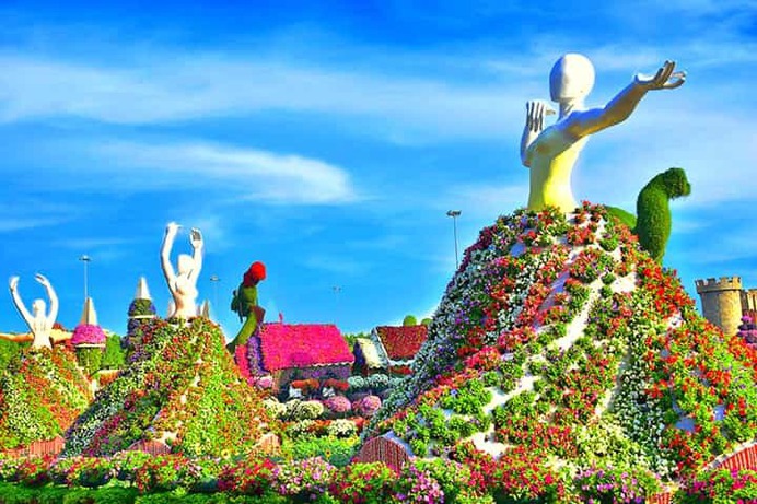 Ballet Dancers are introduced in the latest Season 8 of the Dubai Miracle Garden. There are in total 4 ballet dancers out of which 2 of them rotate clockwise while the other two rotate anti-clockwise. It is the world's first floral theme that moves and rotates and even dancing. It wouldn't be wrong to consider it as the world's first dancing floral theme.