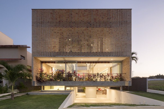 Perforated-brick-facade-Residence.jpg (800×533)