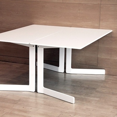 Ola-table | Minimalissimo #table #white #minimal