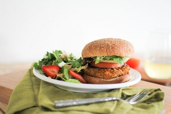 SWEET POTATO VEGGIE BURGERS #burger