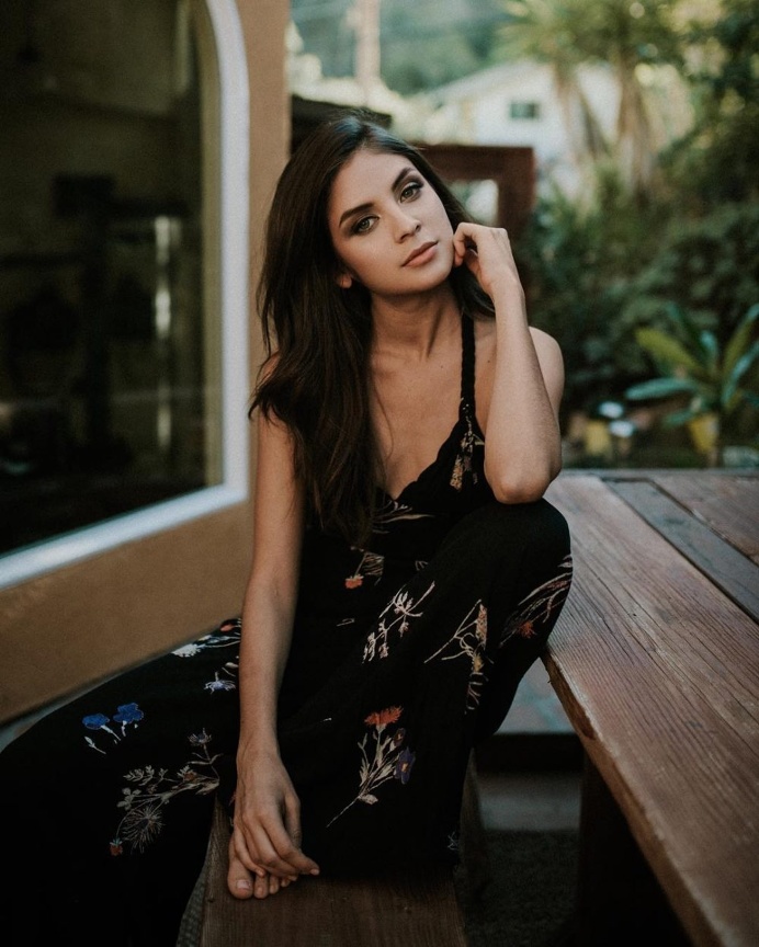 Beautiful Female Portraits by Luke Gottlieb